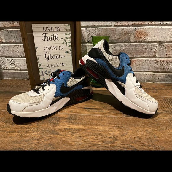 Nike Air Max’s. - Picture 2 of 5